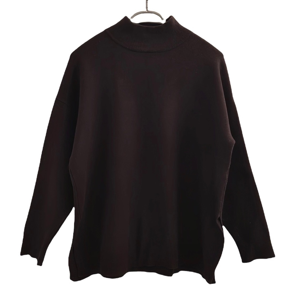 Stradivarius black turtleneck long sleeves sweater with side splits -M
